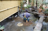 庭池　防水工事,庭池　FRP防水,池　高圧水洗い